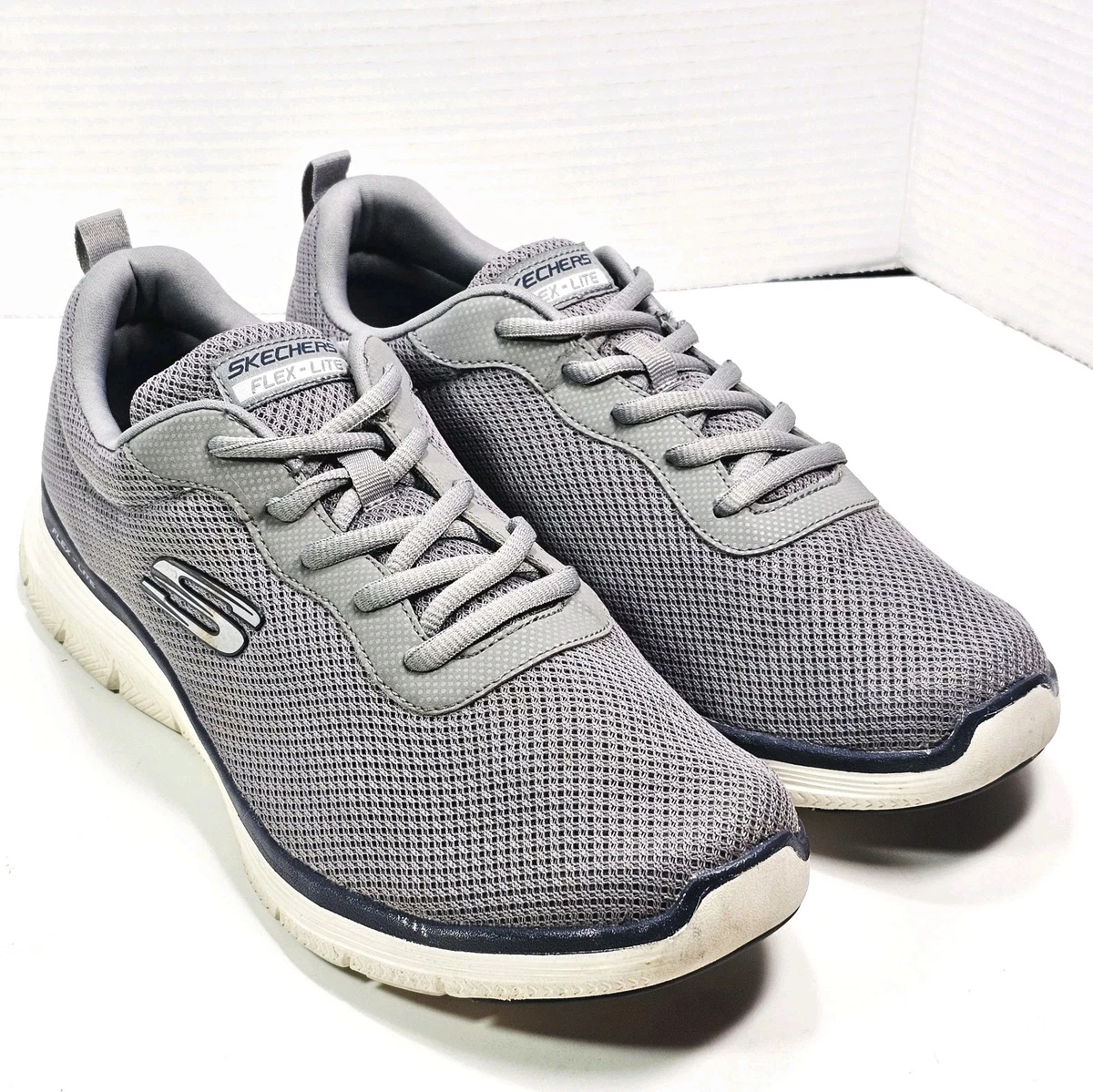 NWT Men’s Skechers Memory Foam Size 10 1/2 Charcoal Grey Color Machine Washable Skechers Men main image 2