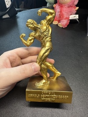 Arnold Schwarzenegger Statue 6.5 Inch Gold Arnold Classic Arnold Museum NIB