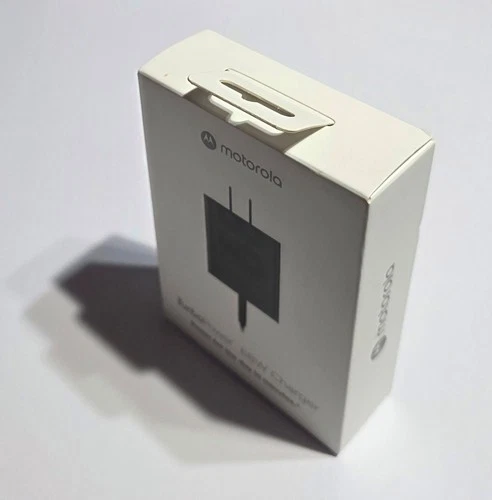 NEW Original Matte Black Motorola TurboPower 68W USB-C Wall Charger in Retail Pk image 9
