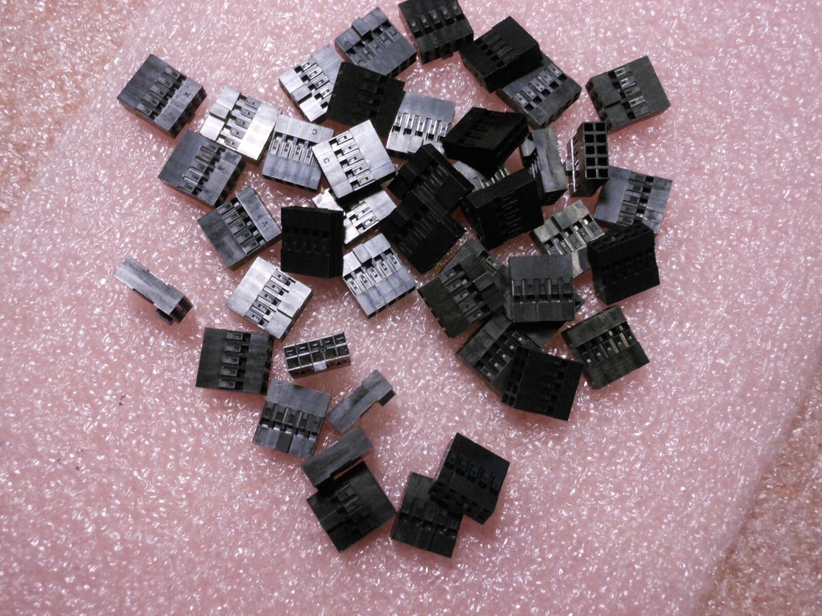 AMPHENOL CONNECTOR HOUSING 10 POS (44 PC LOT) PART # 69176