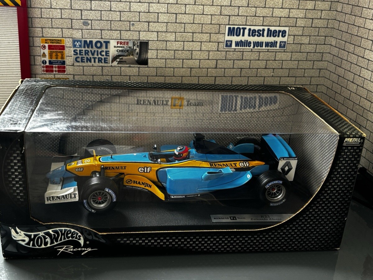 1:18 *BOXED* HOT WHEELS F1 Formula 1 RENAULT R23 Fernando Alonso
