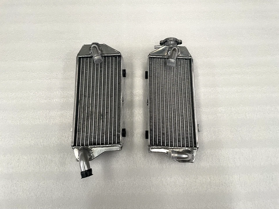 🔥Radiador de aluminio L+R Fit Kawasaki KX250 / KX250X / KX250F 4T 2025 Foto 2 de 4