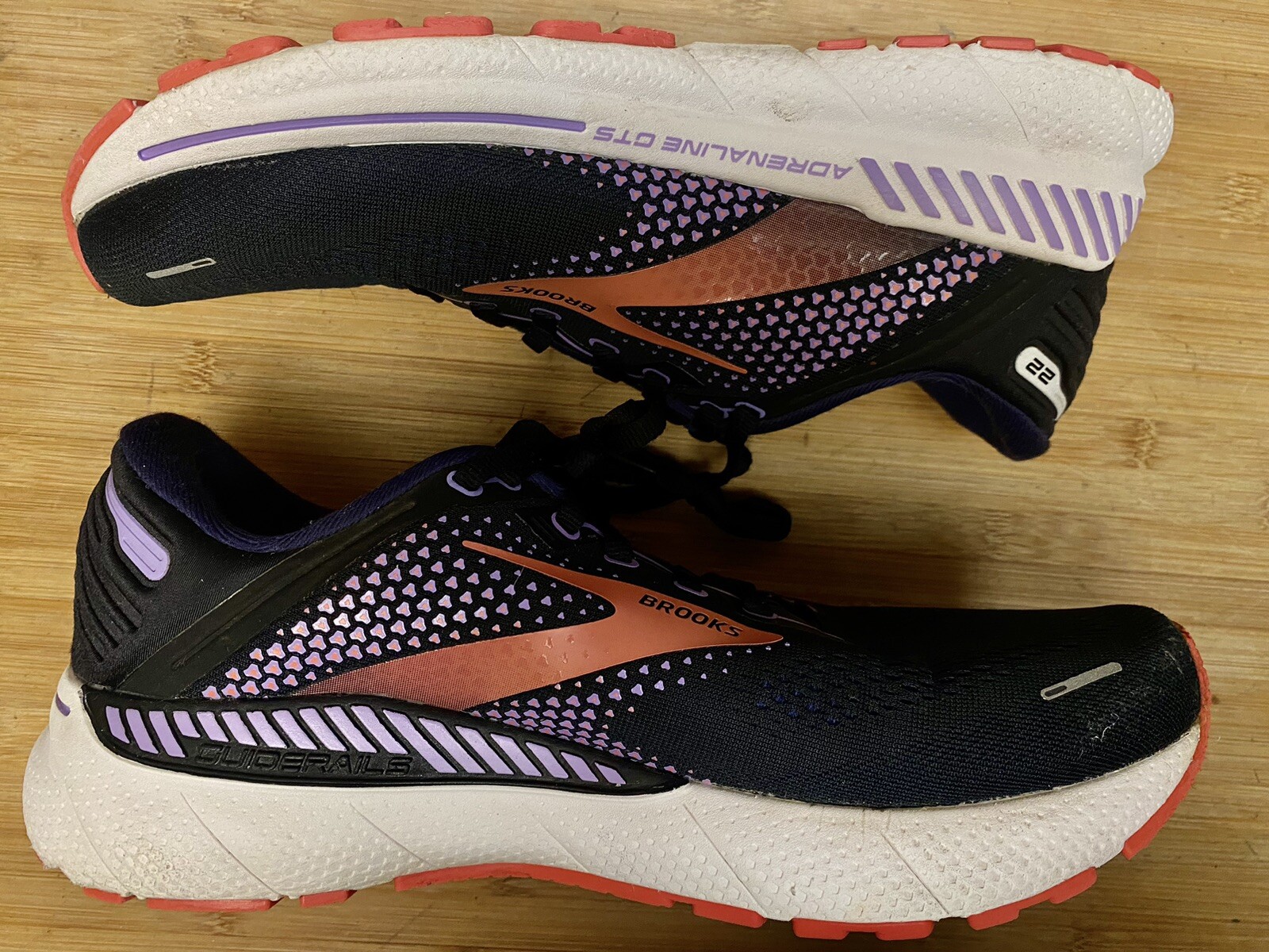 Brooks Adrenaline GTS 22 Women's Black/Purple/Coral, SIZE 10.5 eBay