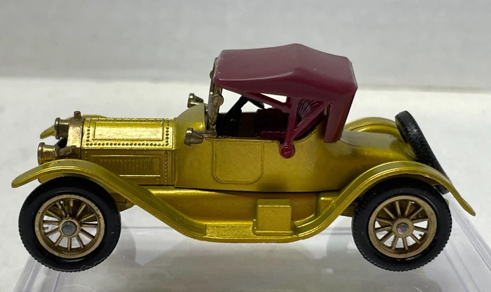 Modelos Matchbox de Antaño Oro 1913 Cadillac Y-6 Caja Original Lesney Foto 4 de 4