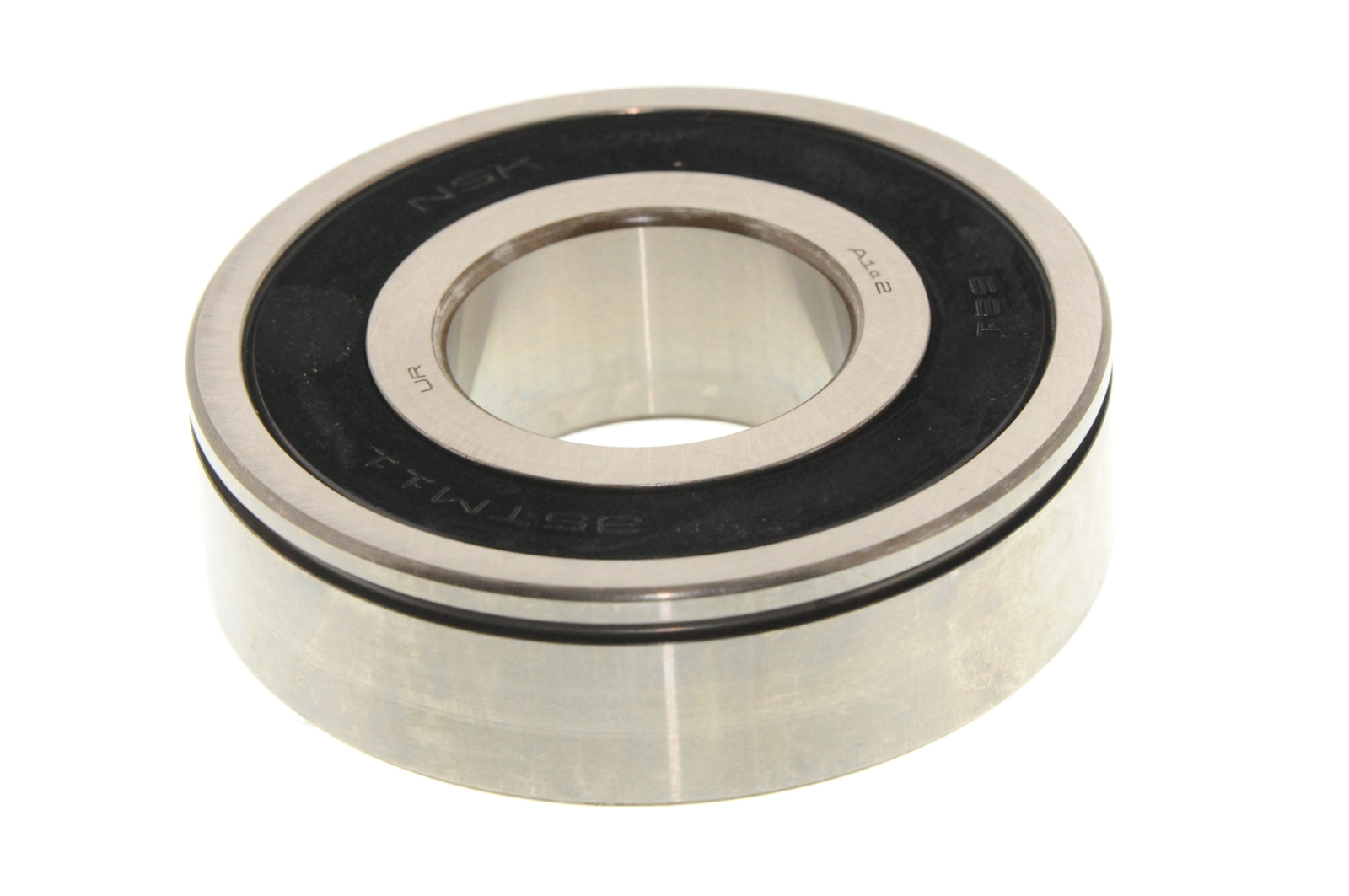 GM Genuine Parts 90490871 Manual Transmission Output Shaft Bearing - OEM Replacement