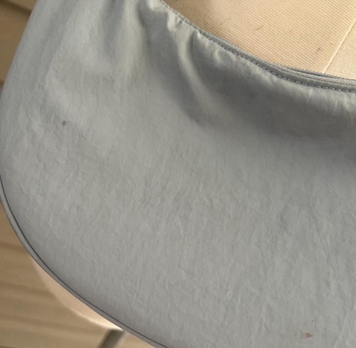 Aritzia Mini Crescent Umhängetasche - Bild 5 von 6