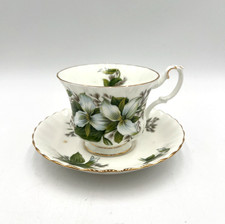 Royal Albert Trillium Teacup & Saucer Set Bon...