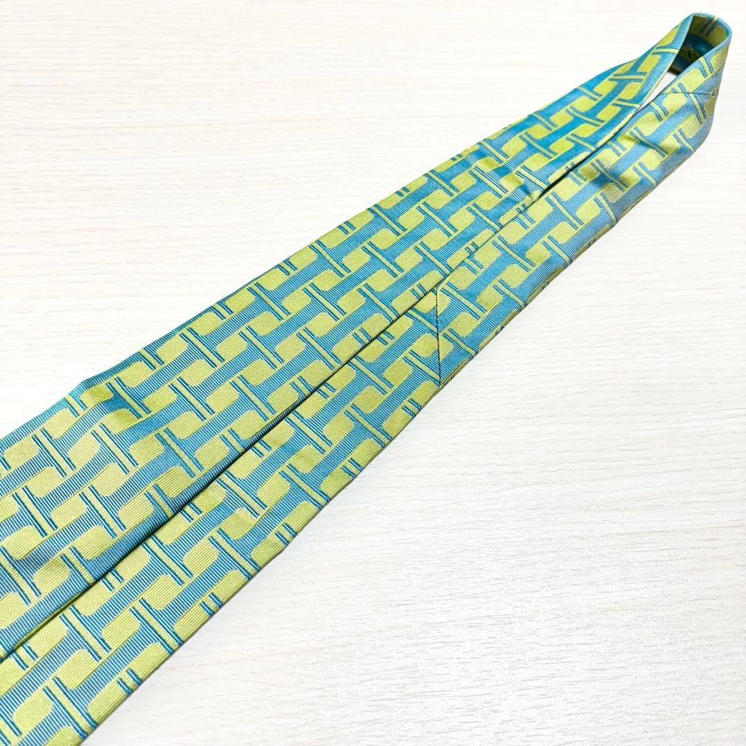 HERMES H pattern superb condition geometric tie m… - image 8