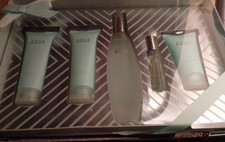 M&S Marks & Spencers Aqua Gift Set Box EDT, Shower Gel, Body Lotion & Hand Cream