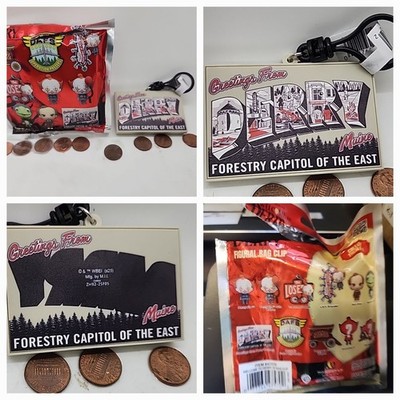 IT Welcome To Derry Figural Bag Clip Keychain GREETINGS FROM DERRY Main POSTCARD