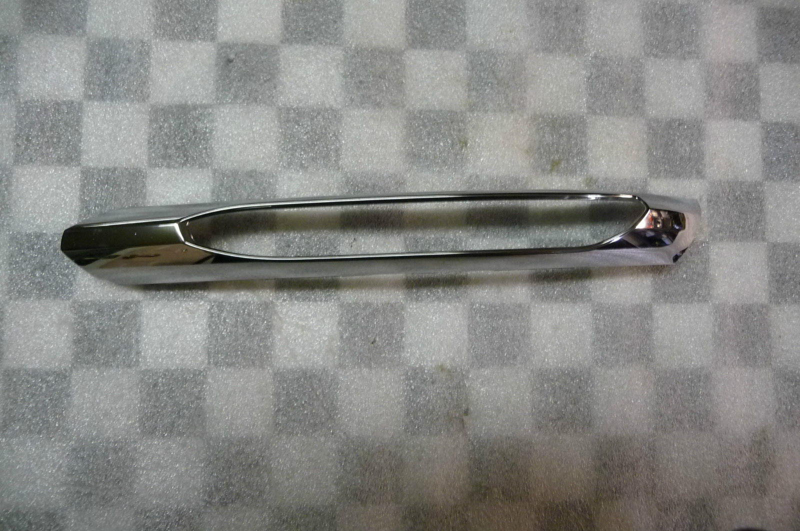New Genuine Mercedes E W212 Front Bumper DRL Right Grill Chrome 