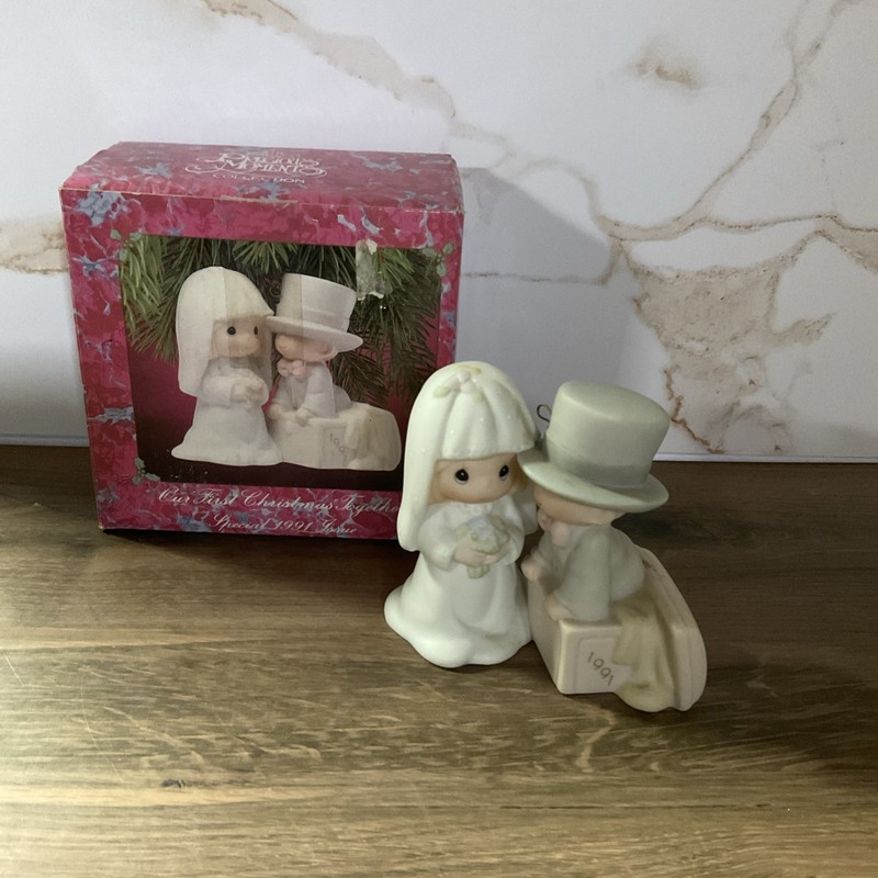 1991 Precious Moments Our First Christmas Together Ornament with Box #522945