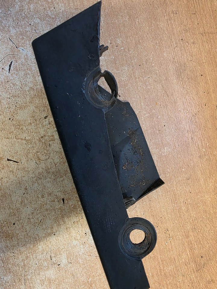 LAND ROVER EVOQUE L538 FRONT LOWER WING TRIM LEFT PASSENGER SIDE 2013 ...