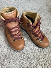 Danner Women’s Mountain Pass Rio Hiking boots