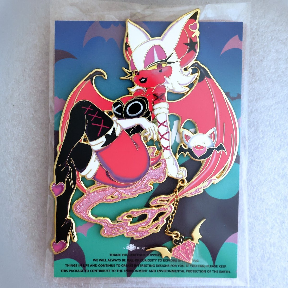 Sonic x Helluva Boss Rouge the Bat x Verosika Limited Edition 5