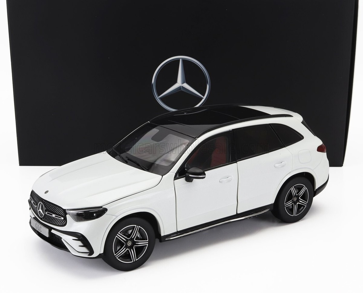 Mercedes-Benz GLC 1:18 ミニカー ダイヤモンドホワイト I-Scale MERCEDES BENZ GLC-CLASS (X254) AMG LINE 2022 WHITE