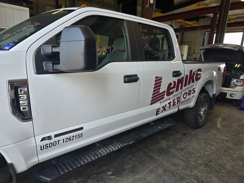 Alternador FORD F-350 SUPER DUTY 17-22 E778514 Foto 2 de 4