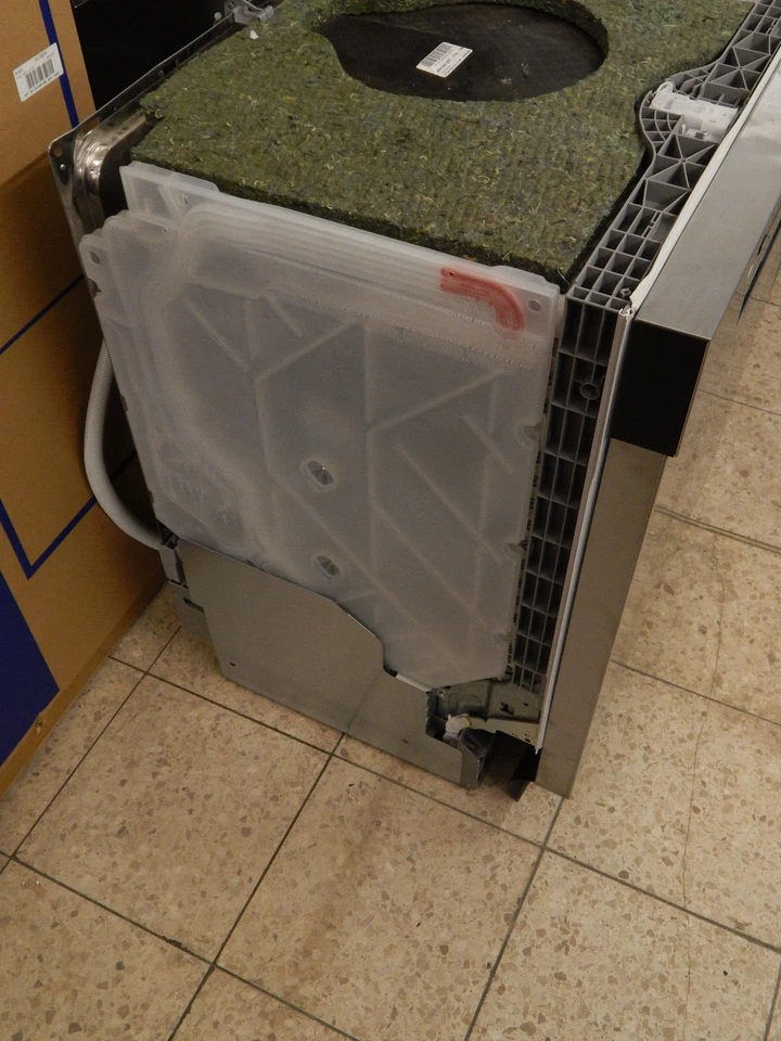 Bosch Unterbaugeschirrspüler Serie 2, SMU2HVS20E, 14 Maßgedecke in Silber - Bild 4 von 4