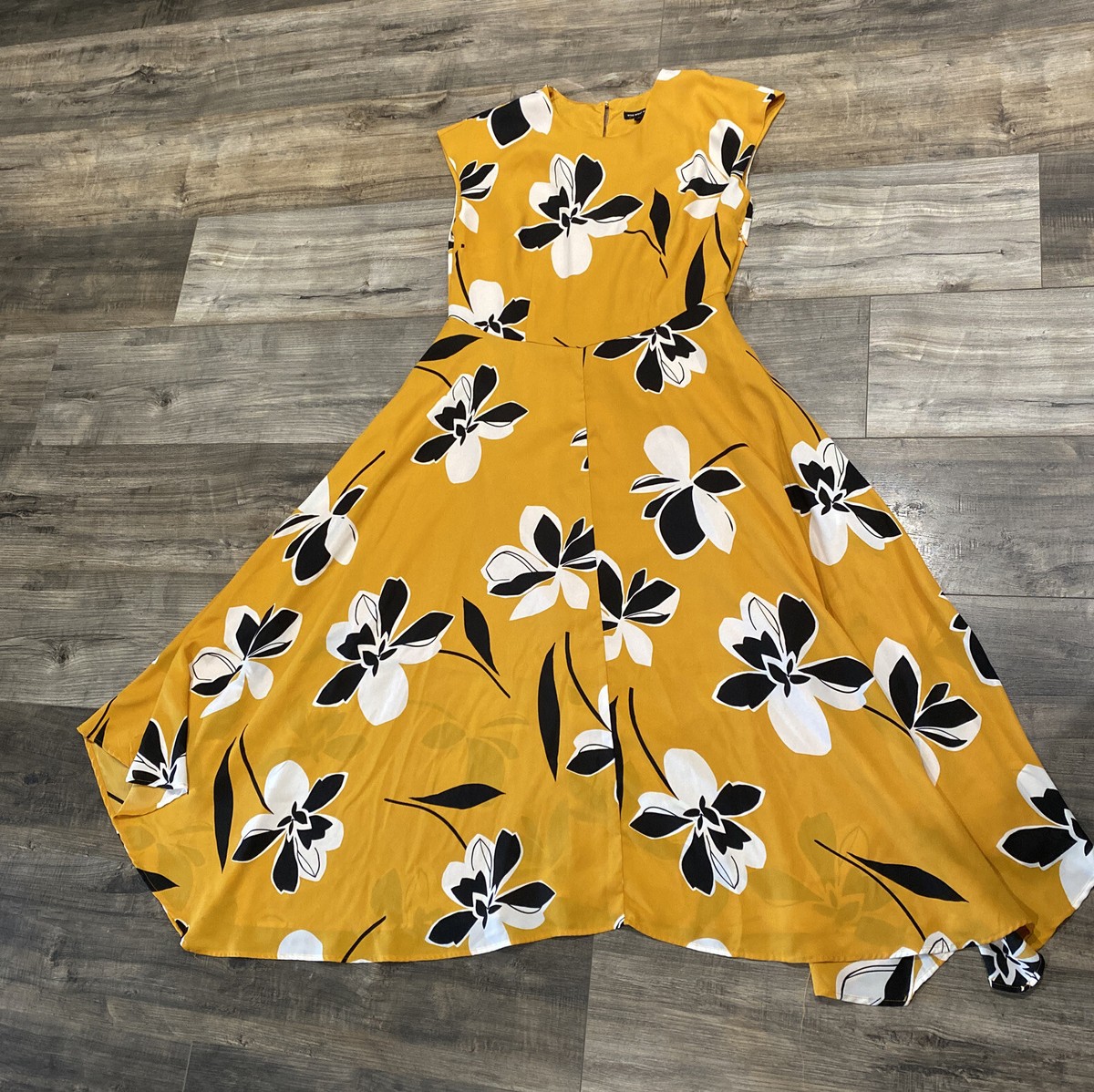 Who What Wear Yellow Floral Maxi Sleeveless Dress Womens size Medium | eBay