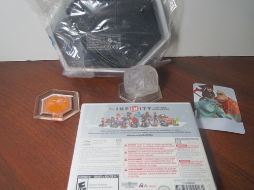 Disney Infinity 2.0 Nintendo 3DS Game and Base - NEW, No Box - Picture 2 of 2