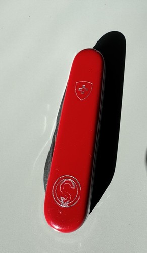 Victorinox Economy 84mm Pocket Knife - Shiny Shells