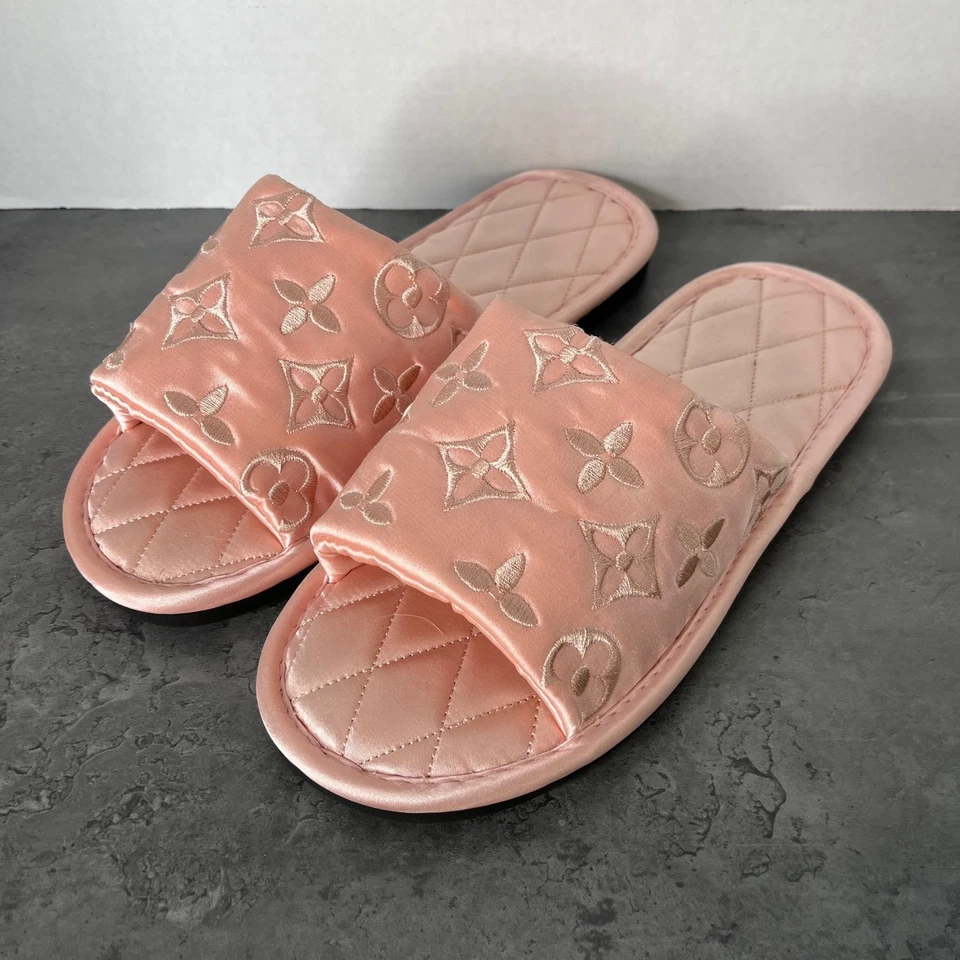 Zapatillas Rosa Monograma Acolchadas Acogedoras Zapatos Deslizables Talla 10 Foto 2 de 4