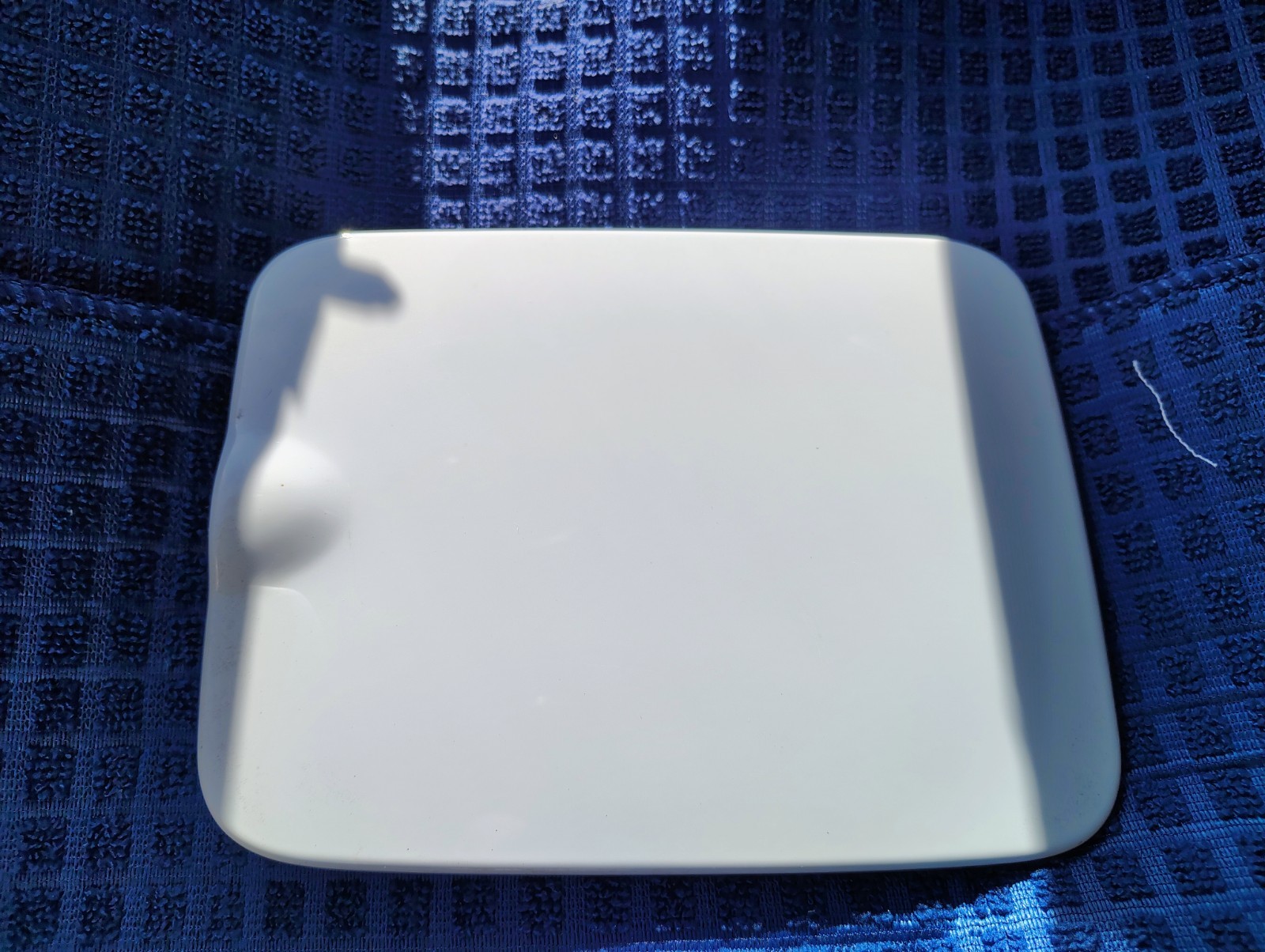 9187630 Volvo 99-06 S80 P2 Gas Fuel Door Cover Lid Code 614 White