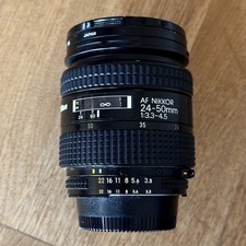 Nikon Nikkor AF Zoom-Objektiv 24-50mm  1:3.3-...