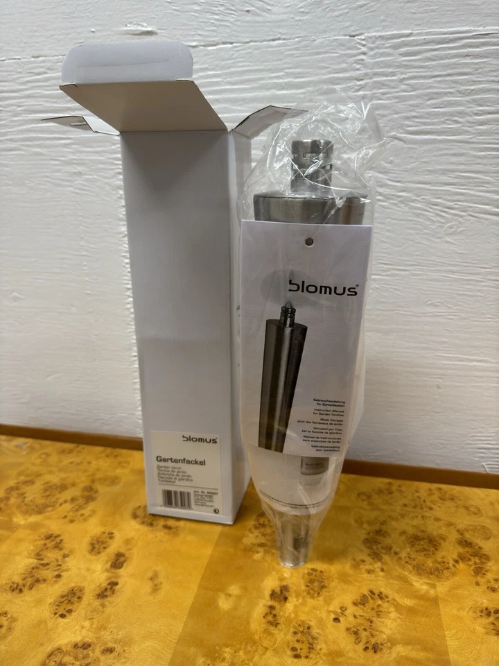 Antorcha de jardín Blomus con estaca de madera de haya y tapa de antorcha Soco Foto 2 de 4