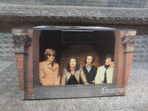 2023 The Doors (3) 3” Records + Mini Turntable Record Store Day RSD /500 RARE - Picture 2 of 6