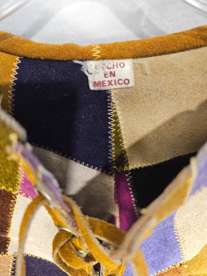 Poncho Vintage Gamuza y Cuero Multicolor Patchwork Flecos y Corsé Cuello Línea Foto 4 de 4