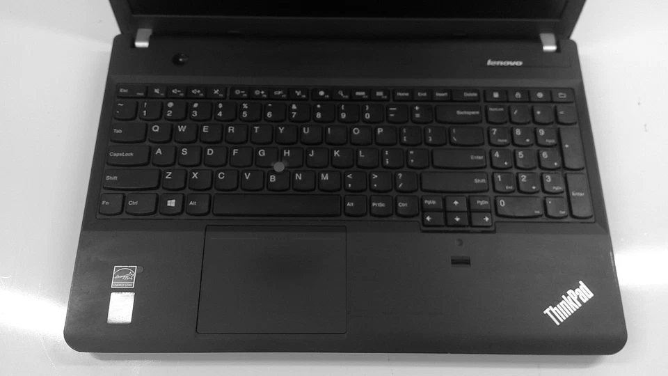 Lenovo ThinkPad Edge E531 i3-4000M 2.4 GHz 4GB RAM 500GB HDD Barebones Laptop - Image 2 of 4