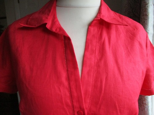 Debenhams - Red, short sleeve 100% linen, shirt - Size UK16/EU44 - Picture 2 of 10