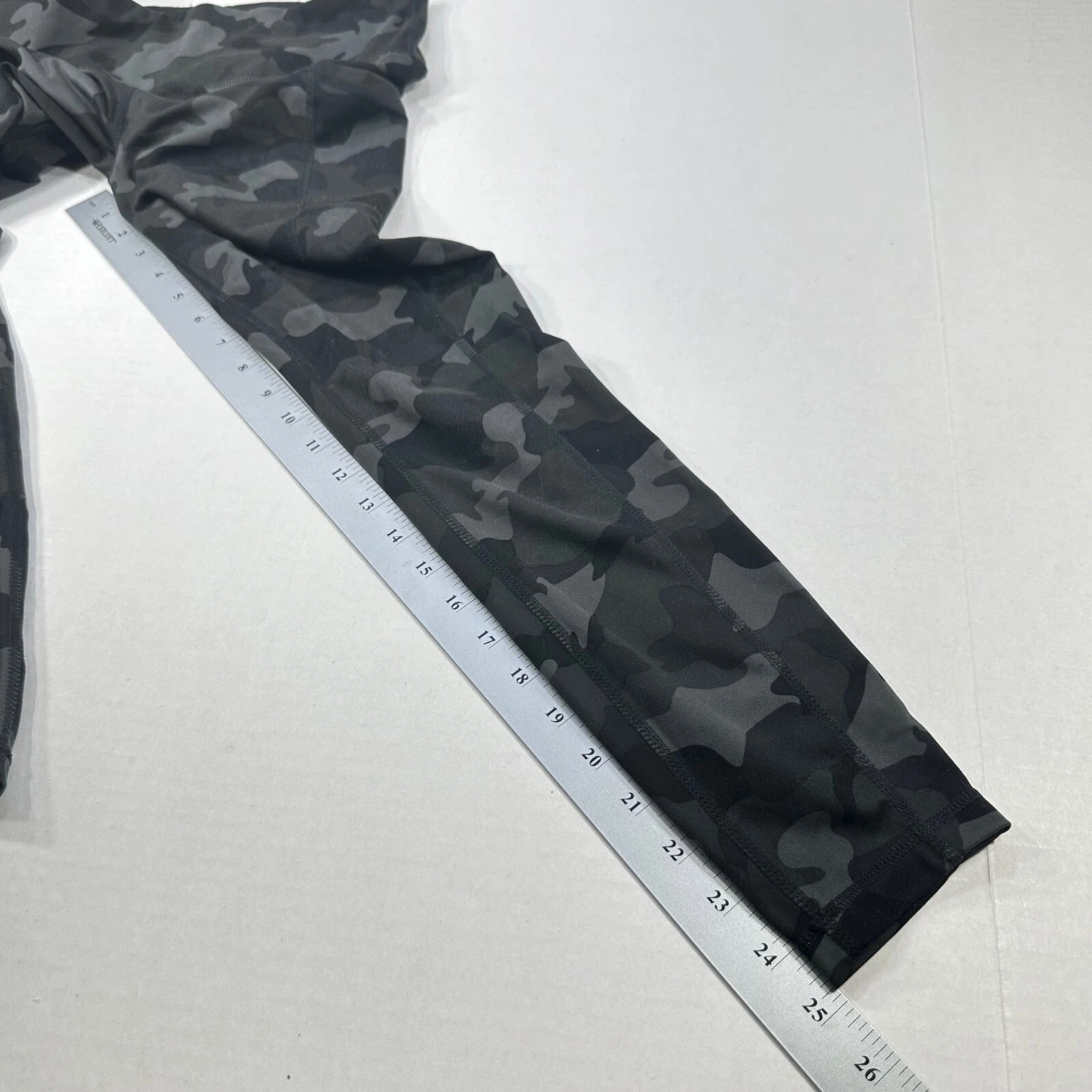 yogalicious lux camo high waist compression fit preowned leggings