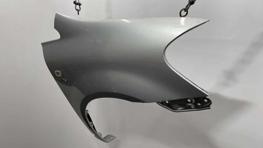 Aile avant droit TOYOTA AVENSIS VERSO PHASE 1 5381144060 - Photo 2/4