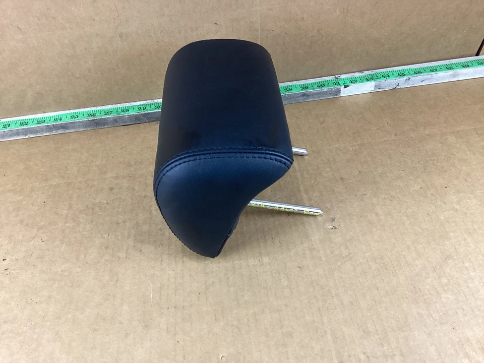 2013-2016 Kia Cadenza Head Rest 887003R520GXT OEM - Image 3 of 4