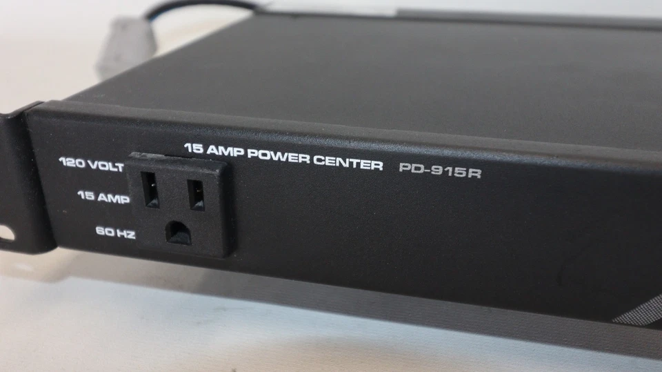 Middle Atlantic PD-915R Full Rackmount Power Strip 9-Outlet - Image 3 of 4