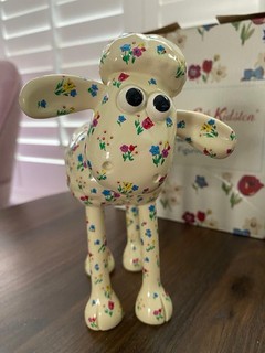 Gromit Unleashed x Cath Kidston Shaun In The City Figurine. Boxed VGC Rare 🩷