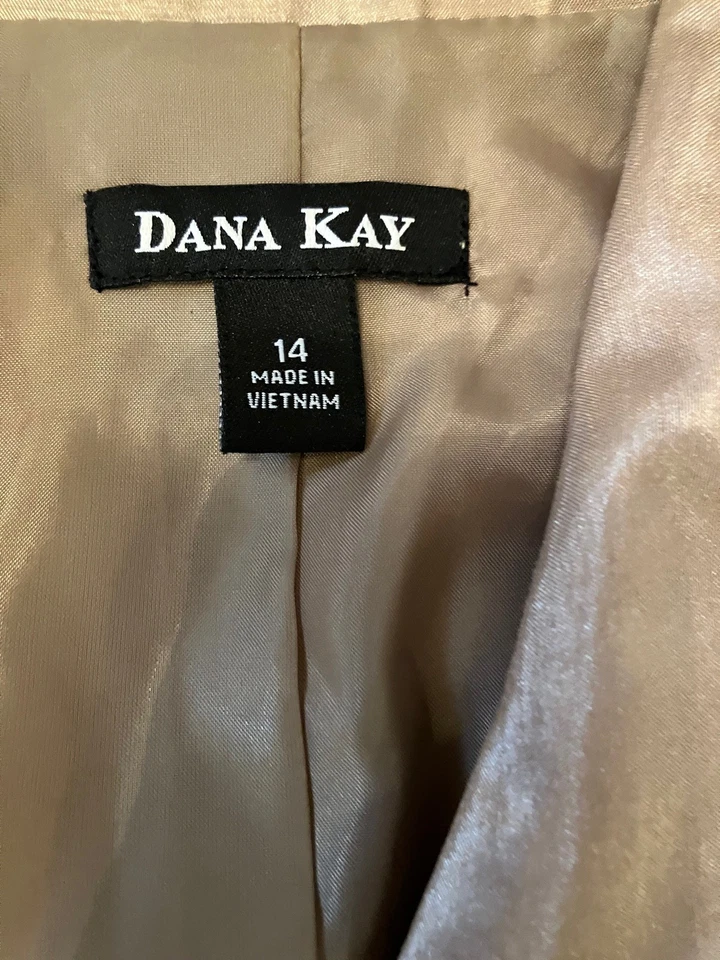 DANA KAY Talla 14 Champagne Dorado y Negro Lunares 2 Piezas Falda Traje Chaqueta Conjunto Foto 3 de 4