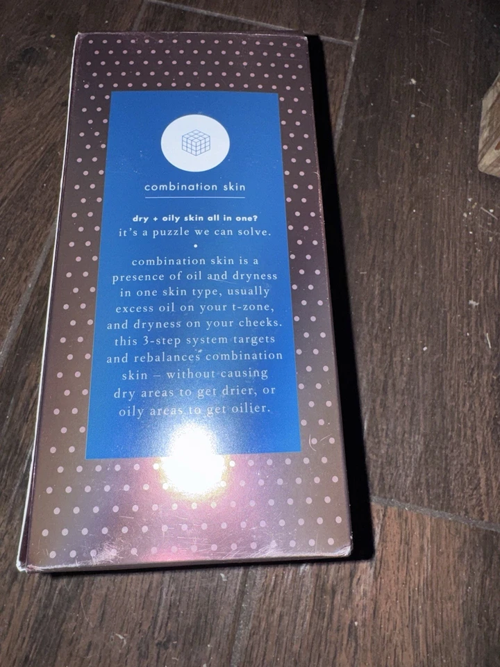 Kit de inicio de 3 pasos Bioelements para biberones de piel combinada tamaño completo Foto 3 de 4