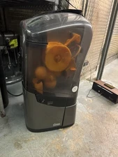 Zumex Minex ASP Black Compact Commercial Orange Juicer