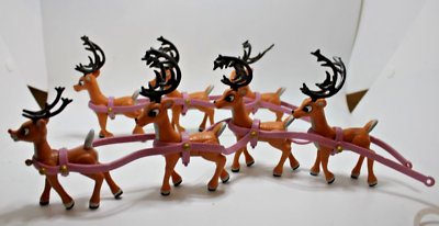 Rudolph Santa's Sleigh and Reindeer Team Playset 2004 Memory Lane