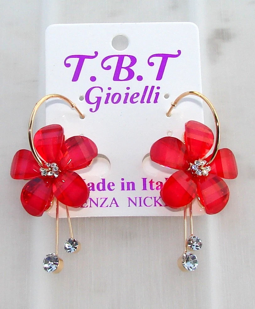 Boucles D'oreilles Oscar De La Renta - Fleur Rouge Et Cristal, Pendantes, Plaqué Or