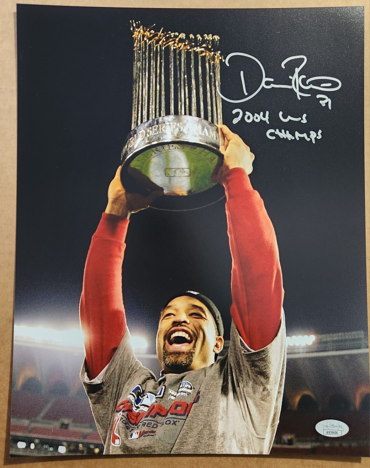 Dave Roberts Boston Red Sox World Series INSC Dodgers Autographed 11x14 JSA