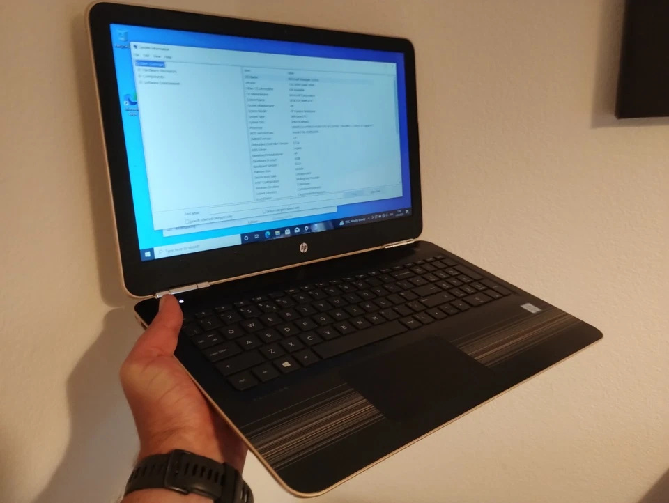 HP Pavilion 15-au068sa Intel i3-6100U 2.3GHZ 8GB RAM 120 GB SSD 15.6" Laptop - Image 2 of 4