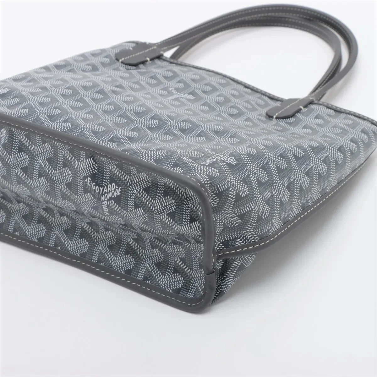 Goyard Anjou Mini borsa a mano in PVC e pelle grigia