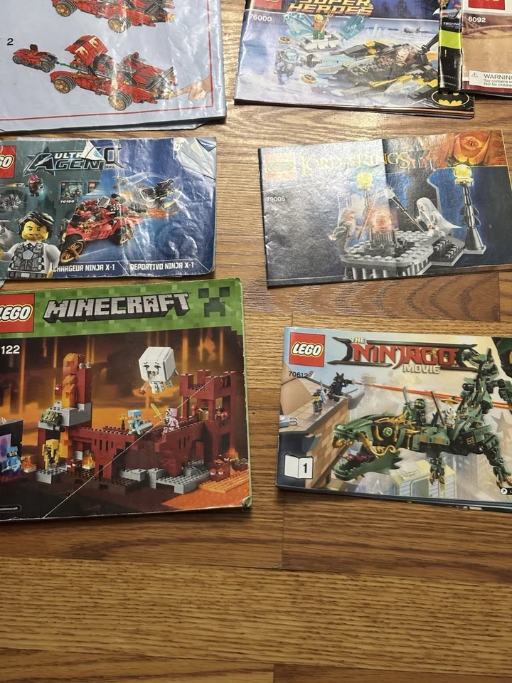 Large Lot Lego Instruction Manuals Star Wars Ninjago Minecraft Call Of Duty - Image 4 of 4