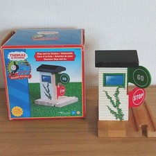 Learning Curve Thomas Wooden Signal Station with Original Box and Tracks