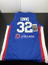 Karl-Anthony Towns Autographed Dominican Republic National Team Jersey Jsa Coa