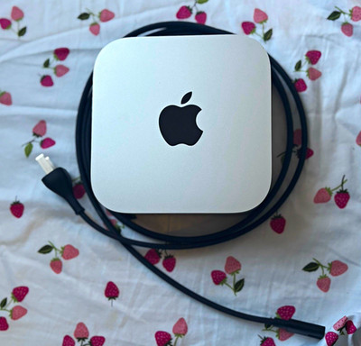 Apple Mac Mini (M4 Chip, 256GB SSD, 16GB RAM) Desktop (Excellent Condition)